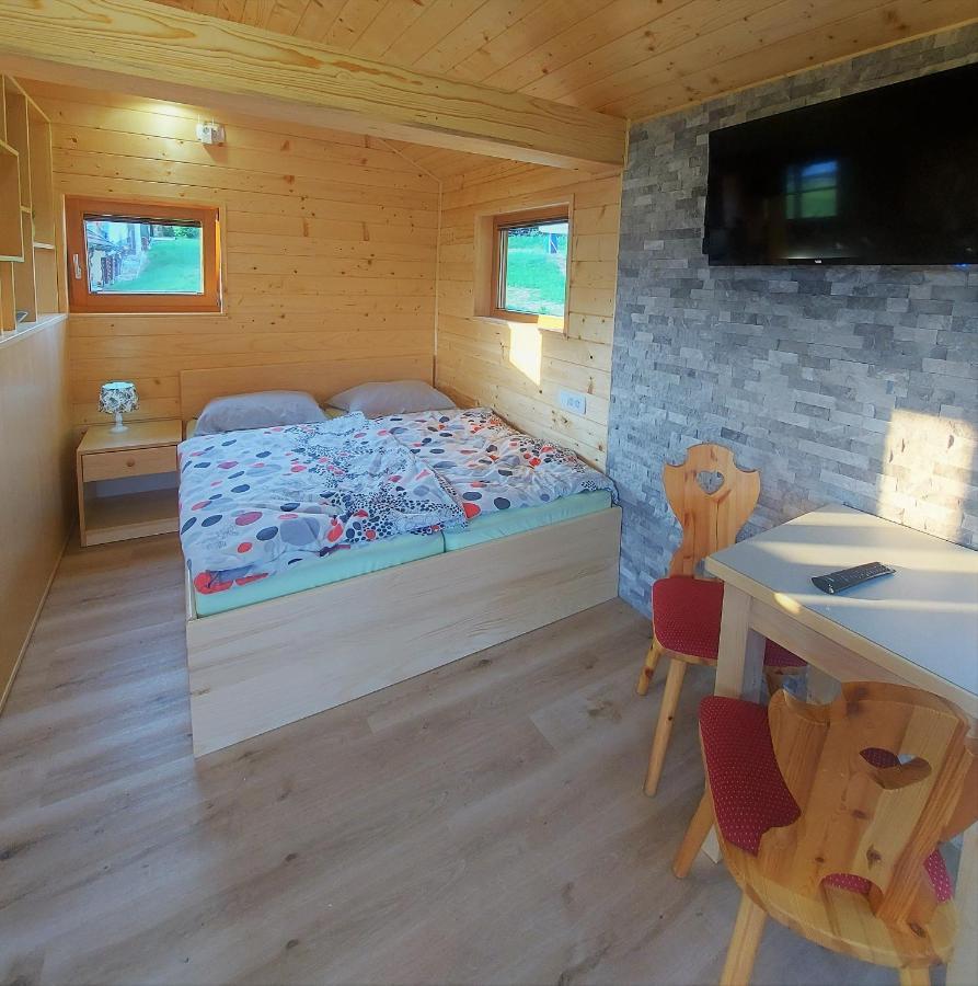 Lahinja & Kolpa River Apartments メトリカ エクステリア 写真