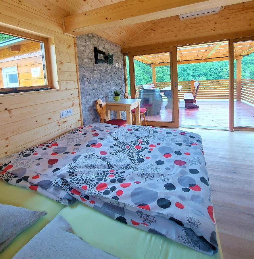 Lahinja & Kolpa River Apartments メトリカ エクステリア 写真