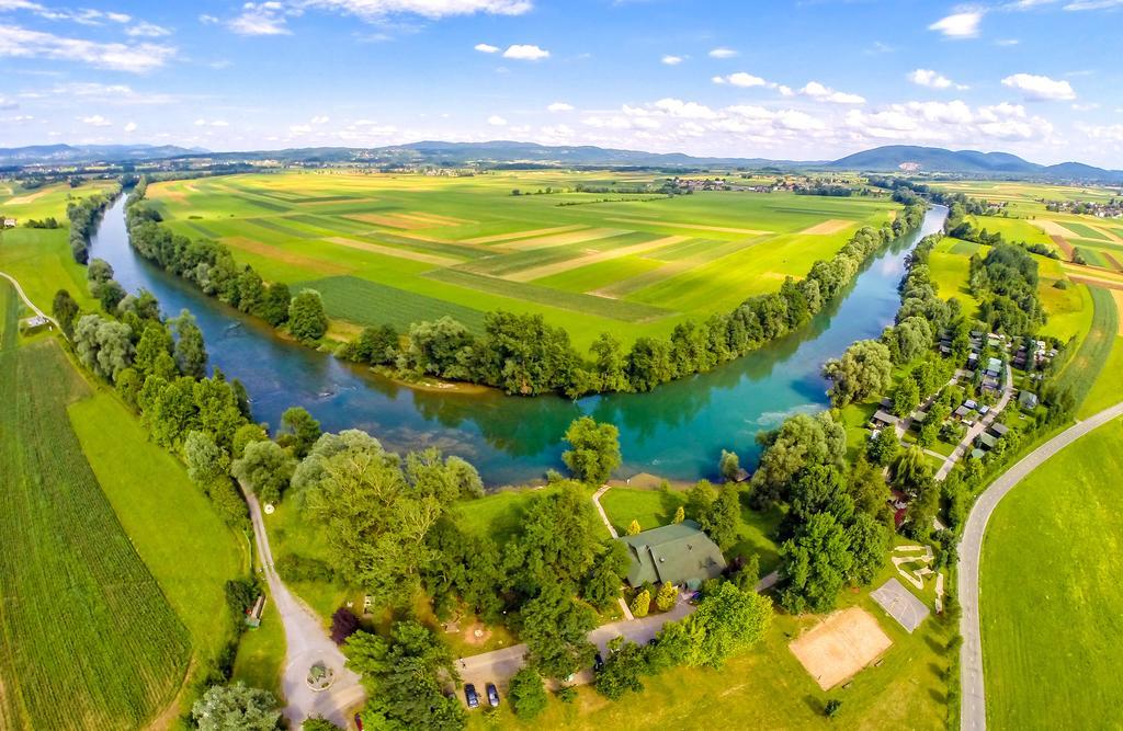 Lahinja & Kolpa River Apartments メトリカ エクステリア 写真