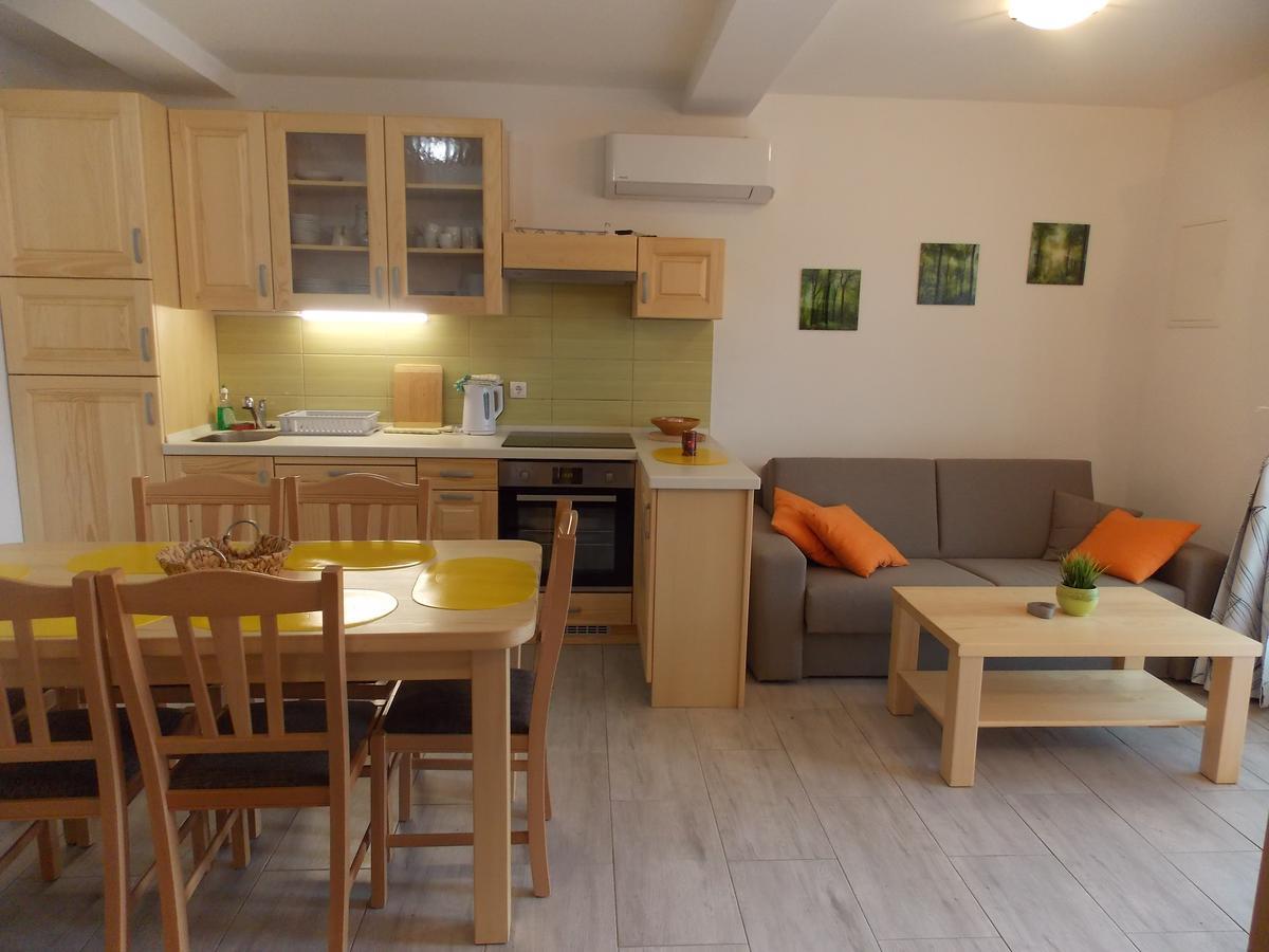 Lahinja & Kolpa River Apartments メトリカ エクステリア 写真